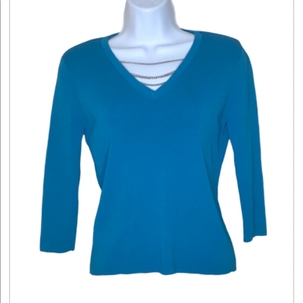 Versailles v-neck top size small